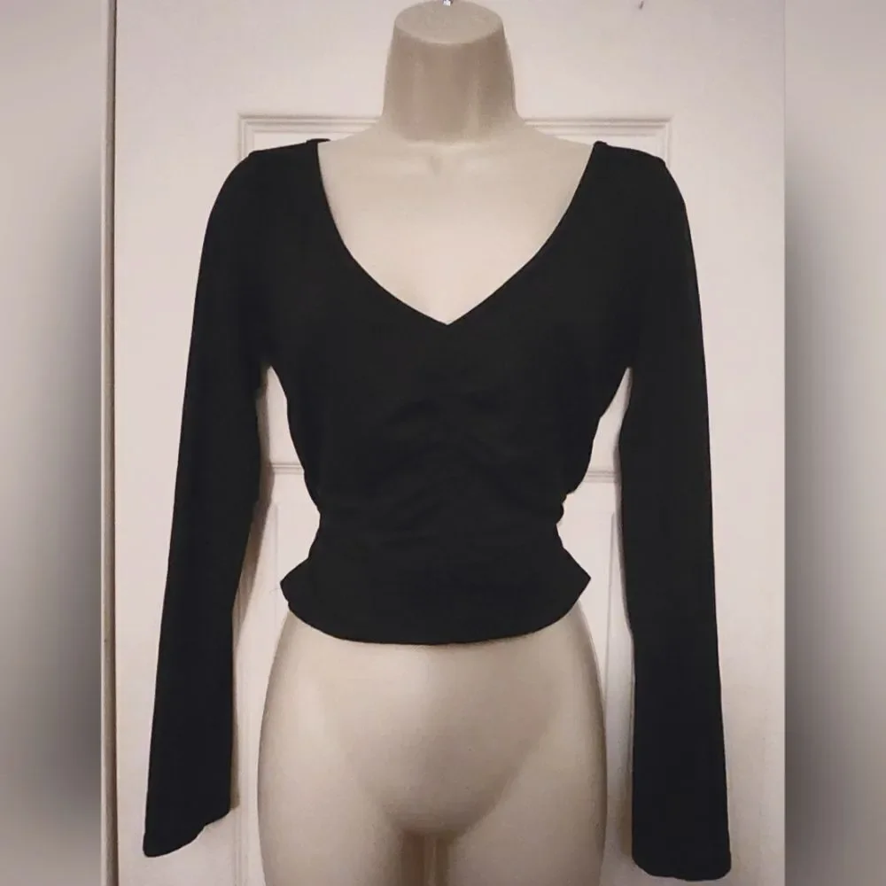 Black ruched lulu's shirt, size medium.